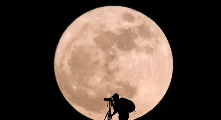 Ay Fotoğrafı Nasıl Çekilir?