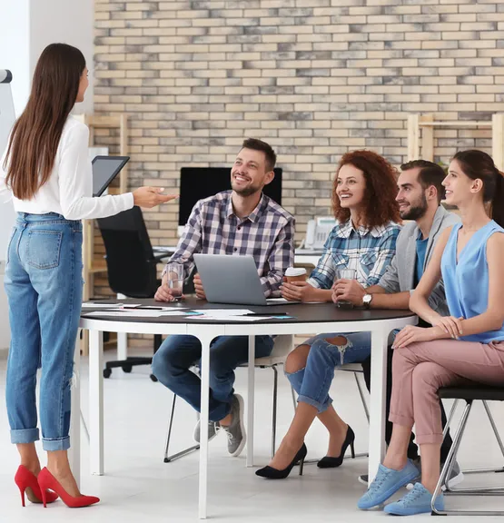 Etkili Sunum Teknikleri Egitimleri