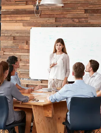 Uygulamali Etkili Sunum Teknikleri Kursu