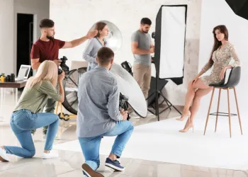 Moda Fotoğrafçılığı Kursumuz Başlıyor! Fotoğraf Derslerinize Hazırlıklı Gelin!