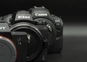 Aynasız Fotoğraf Makinesi mi DSLR mi?