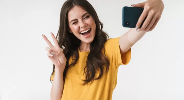 Selfie Pozları - Daha Güzel Selfie İçin Öneriler