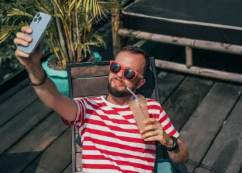 Iphone Selfie Nasıl Çekilir?