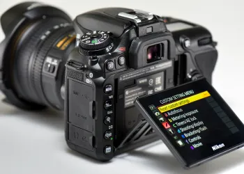 Nikon D7500 Fotoğraf Makinesi Teknik Özellikleri