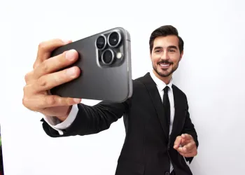 Telefonla Selfie Nasıl Çekilir?