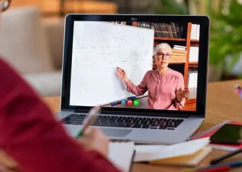 Online Fotoğrafçılık Kursu – Esnek Programlar ve Sertifikalı Eğitim Fırsatı!