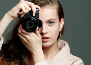 Kadın Fotoğrafçılık Eğitmeni